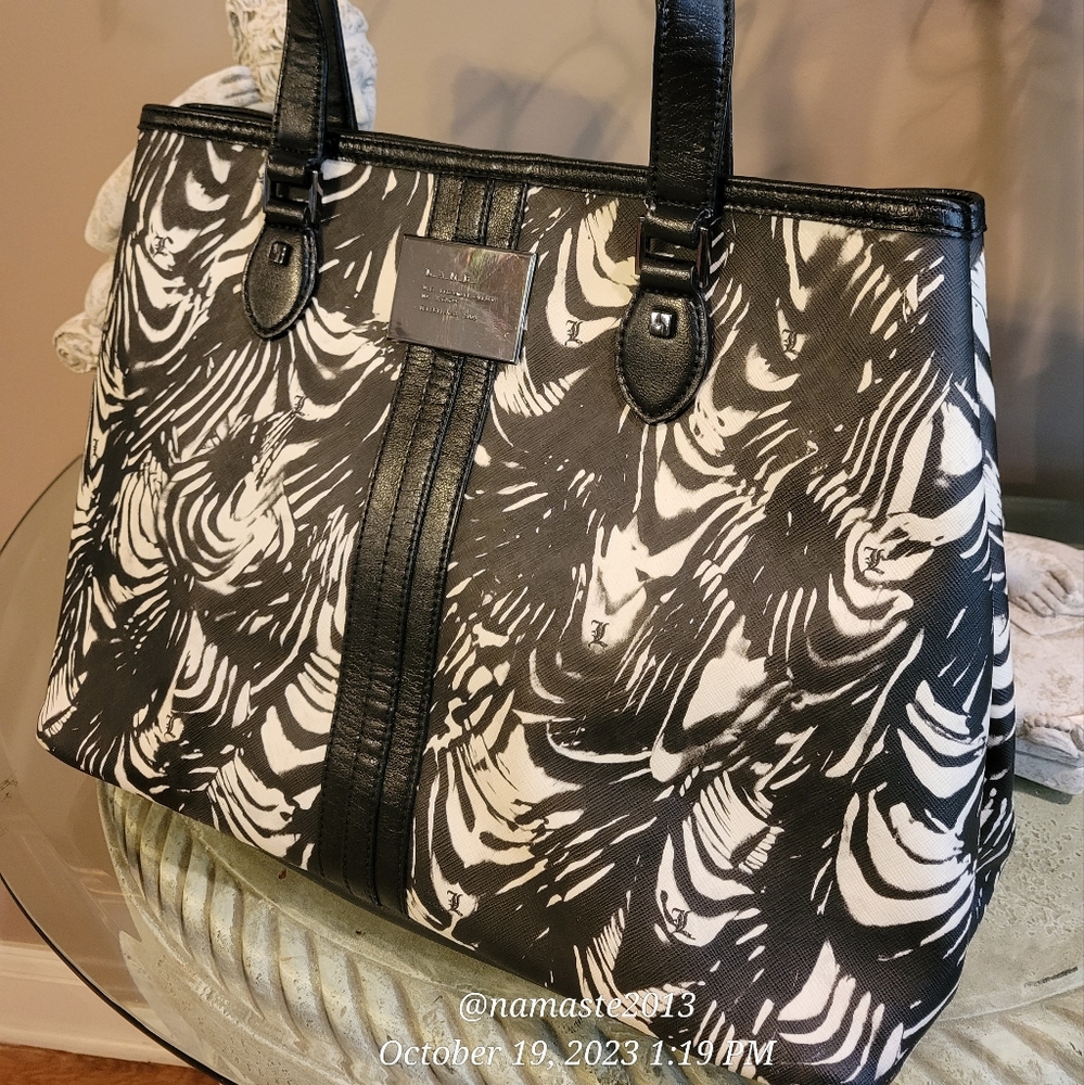 L.A.M.B. by Gwen Stefani Black White Tote Bag Luxury Designer #607 - Picture 6 of 15